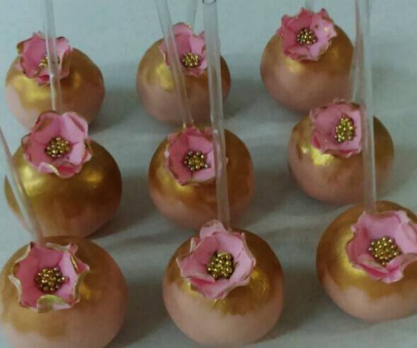 CAKE POP PERSONALIZADO FLOR