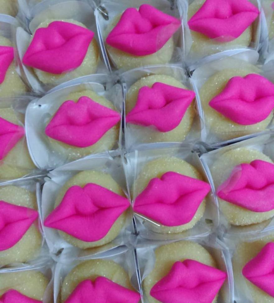 DOCES PERSONALIZADOS BOQUINHAS