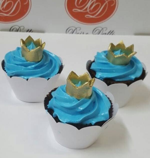 CUPCAKE PERSONALIZADO COROA