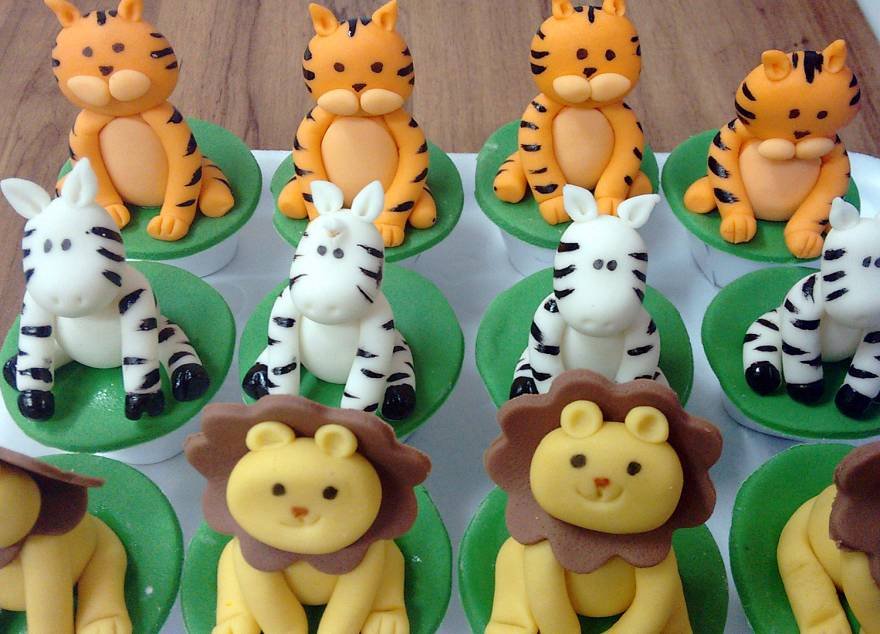 CUPCAKE PERSONALIZADO SAFARI