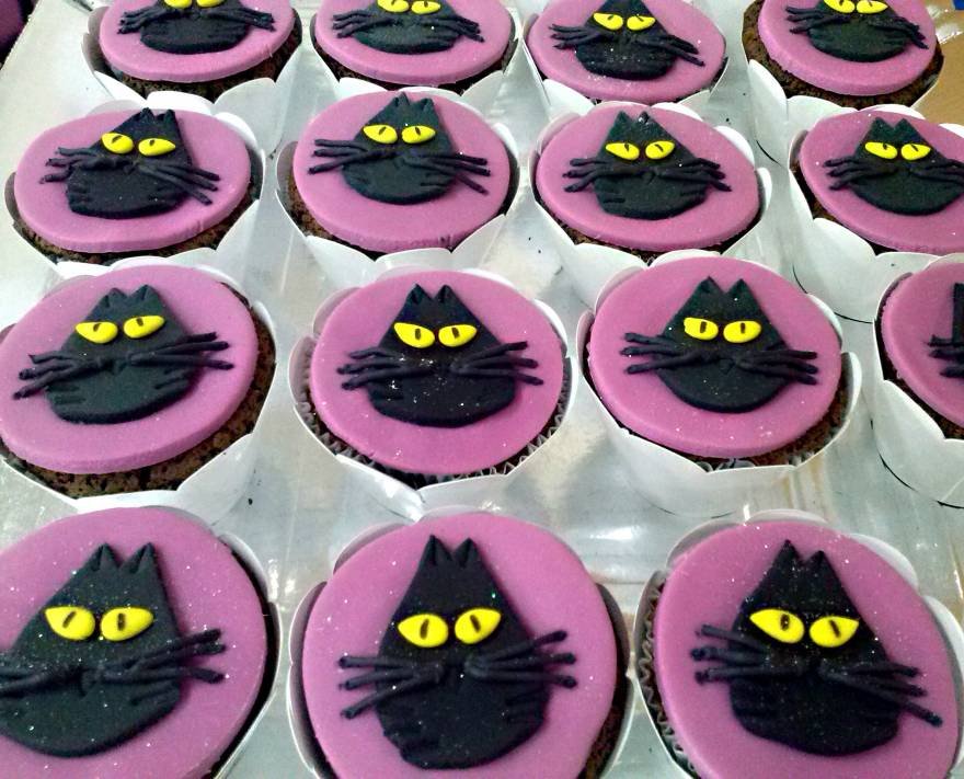 CUPCAKE PERSONALIZADO GATO