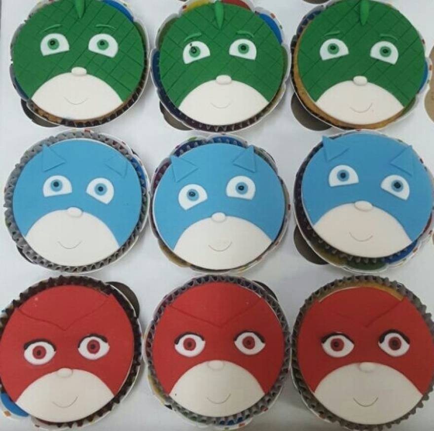 CUPCAKE PERSONALIZADO PJ MASKS