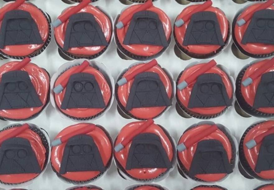 CUPCAKE PERSONALIZADO DARTH VADER