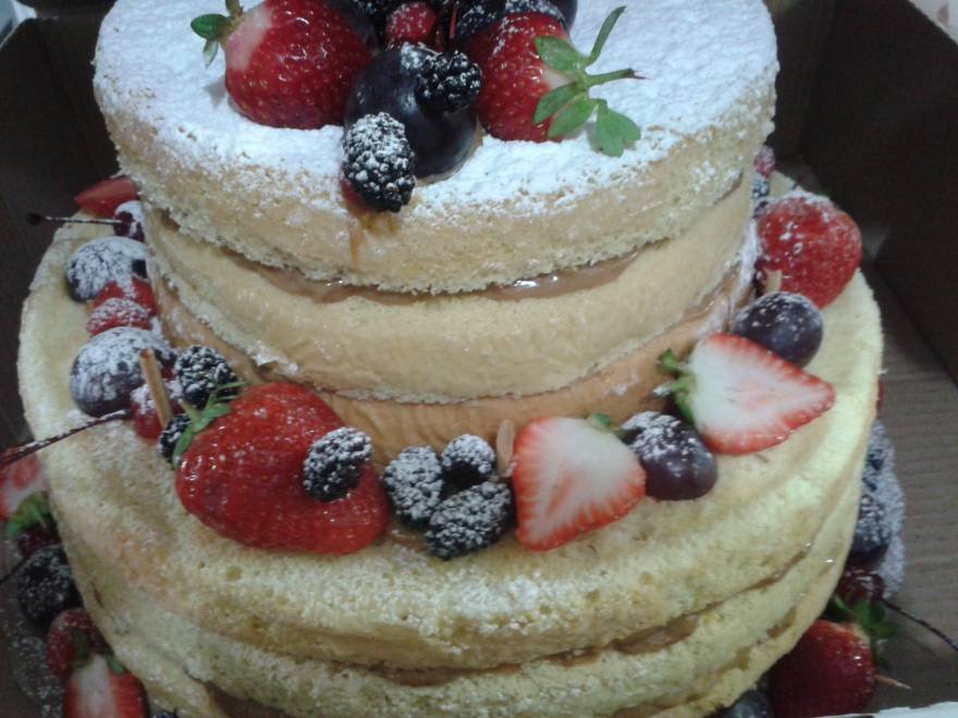 Naked Cake