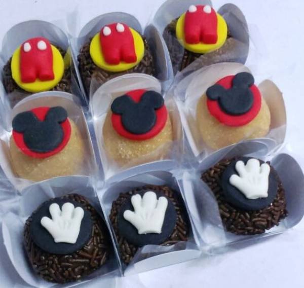 DOCES PERSONALIZADOS MICKEY